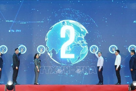 Thanh niên xung kích chuyển đổi số và góp sức chăm lo cộng đồng