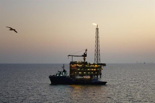 Căng thẳng leo thang với Mỹ, Iran tăng gấp ba tốc độ xuất khẩu dầu thô