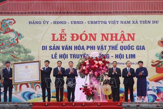 Bắc Ninh đón nhận danh hiệu Di sản văn hóa phi vật thể quốc gia Lễ hội Lim