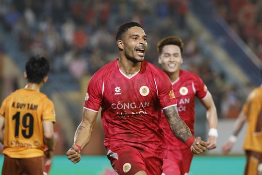 CAHN thắng liền 7 trận ở V-League