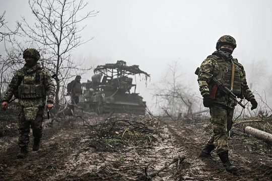 Thách thức với quân đội Nga khi bị Elon Musk ngắt Starlink