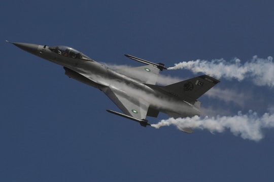 Afghanistan tuyên bố bắn hạ chiến đấu cơ Pakistan