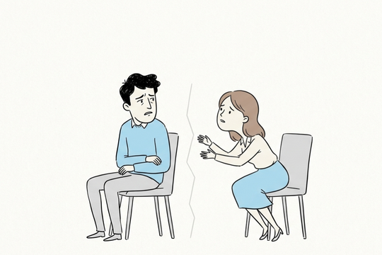 Tình cũ của bạn gái gửi tôi những hình ảnh 'không nên xem'