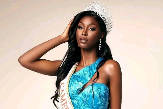 Hoa hậu 24 tuổi bị tạm giam