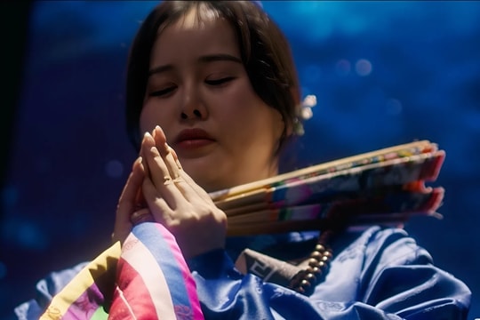 Show 49 thầy bói tranh tài bị chỉ trích dữ dội