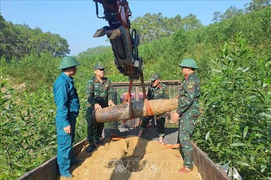 Nghệ An: Hủy nổ thành công quả bom nặng 350kg còn sót lại sau chiến tranh