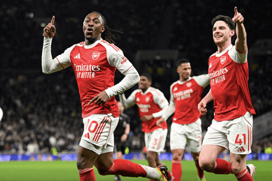 Chelsea - Arsenal: Derby London quyết định ngôi vô địch