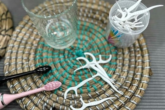 Vì sao đánh răng mỗi ngày vẫn hôi miệng?