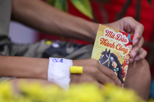 Nằm viện xuyên Tết vì sốt xuất huyết