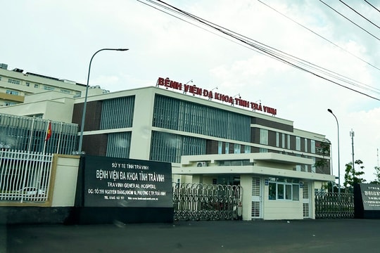 Hộp bánh trong bệnh viện nổ, một người bị thương