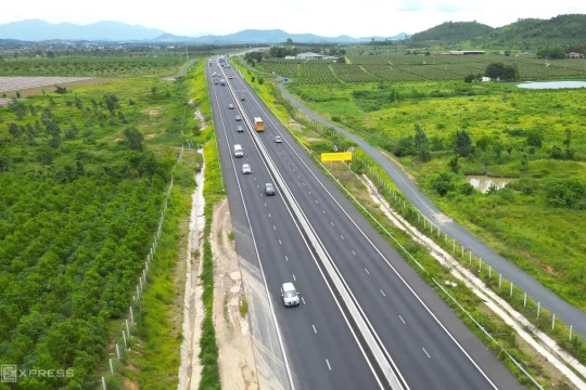 Thu phí 5 tuyến cao tốc Bắc Nam từ 22h ngày 2/3