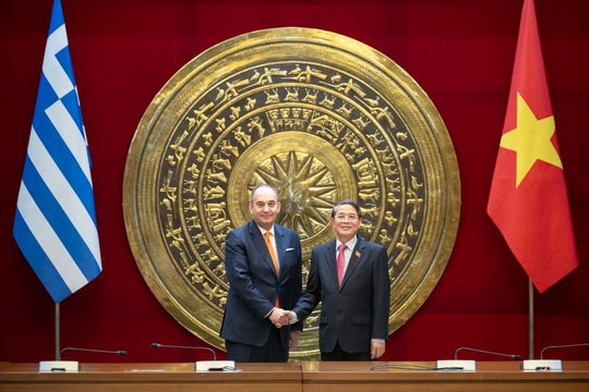 Phó Chủ tịch Quốc hội Nguyễn Đức Hải hội đàm với Phó Chủ tịch thứ nhất Quốc hội Hy Lạp