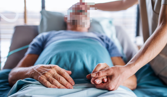 Kiêng khám đầu năm vì “sợ xui”, người đàn ông 63 tuổi phải cắt đoạn ruột