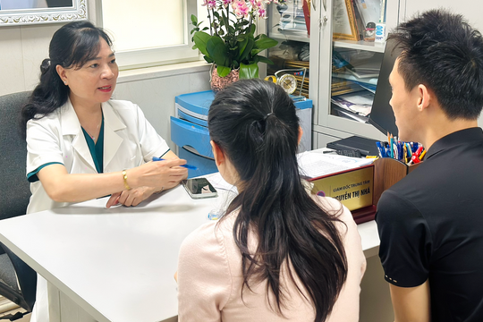 Ước nguyện tìm con khỏe mạnh của cặp vợ chồng khiếm thị