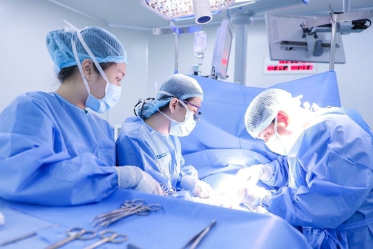 Chỉnh hình cơ quan sinh dục thiếu niên