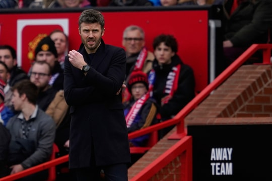 Carrick và canh bạc với ban lãnh đạo Man Utd