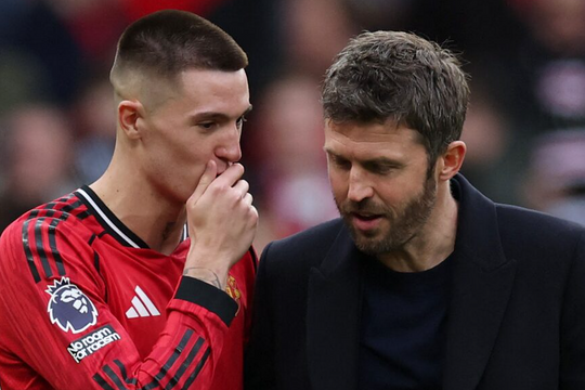 Carrick ca ngợi bản lĩnh Man Utd sau màn ngược dòng