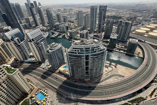 Dubai như 'thành phố ma' sau các đợt tập kích của Iran