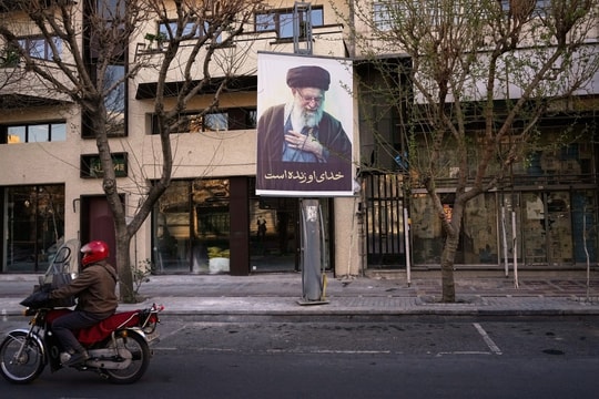 Iran đối mặt ngã rẽ lịch sử