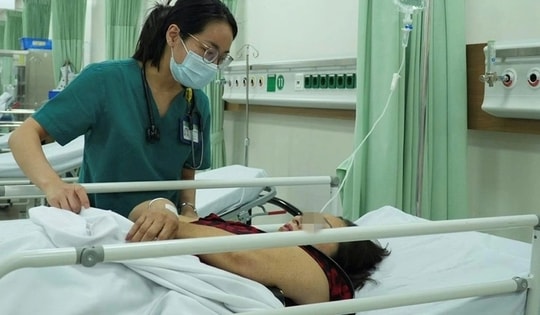 Vụ nghi ngộ độc bánh mì tại Tp.HCM: Số bệnh nhân tăng lên 22 người