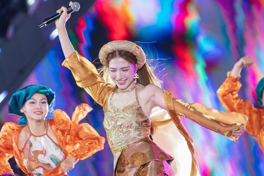 Đình Bắc, Hòa Minzy lọt top gương mặt trẻ Việt Nam tiêu biểu