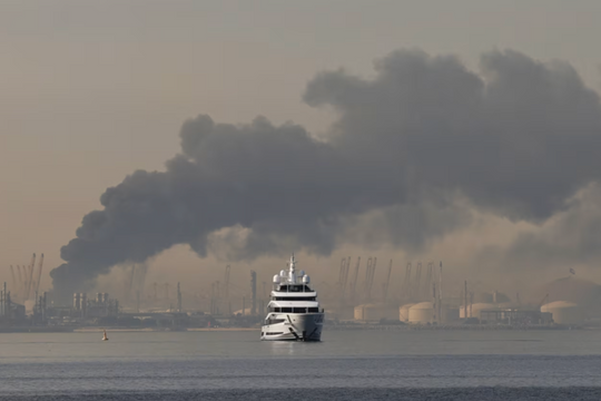 Cuộc chiến ở Iran đánh vào 'huyết mạch’ thương mại toàn cầu?