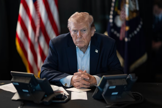 Ông Trump nói Iran muốn đàm phán nhưng 'đã quá muộn'