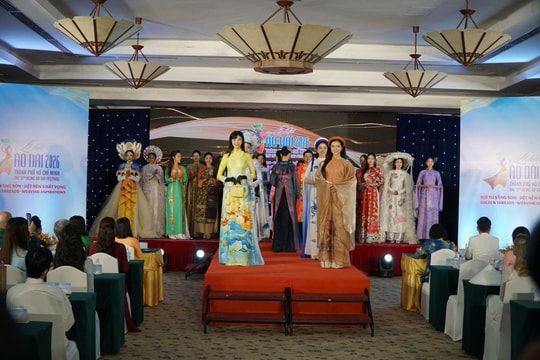 Lễ hội Áo dài TP Hồ Chí Minh quy tụ 400 bộ áo dài đặc sắc