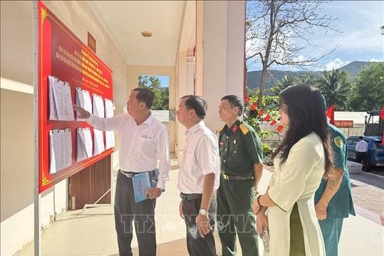 Đa dạng hóa các hình thức thông tin bầu cử tại các địa bàn biển, đảo