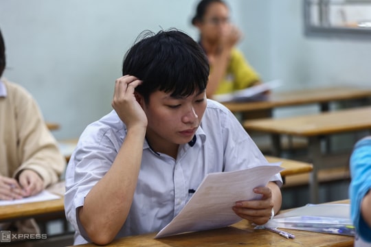 16 đại học công bố học phí, hầu hết tăng