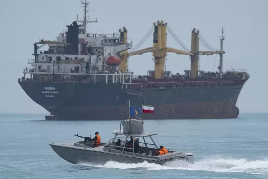 Công bố đường dây nóng hỗ trợ 160 thuyền viên Việt Nam ở Trung Đông