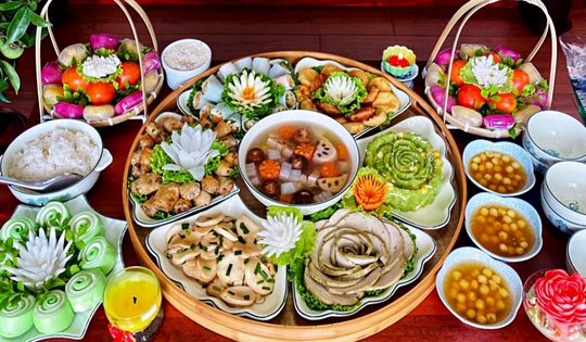 Rằm tháng Giêng 2026: Nên cúng trong nhà hay ngoài trời để đón tài lộc?