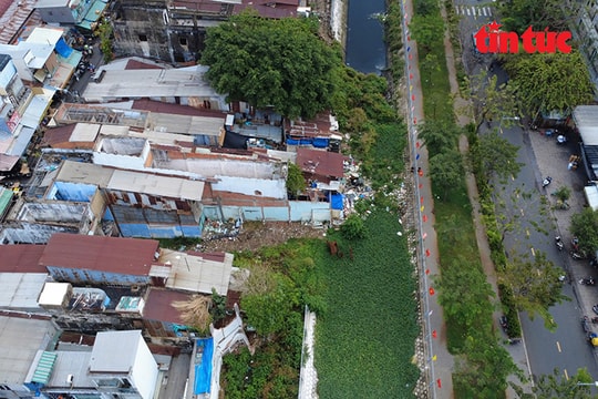 TP Hồ Chí Minh: Kênh Hàng Bàng thay 'áo mới' nhưng chưa đồng đều