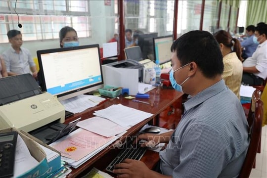 Quy định mới về vận chuyển, giao, nhận và mang tài liệu, vật chứa bí mật nhà nước