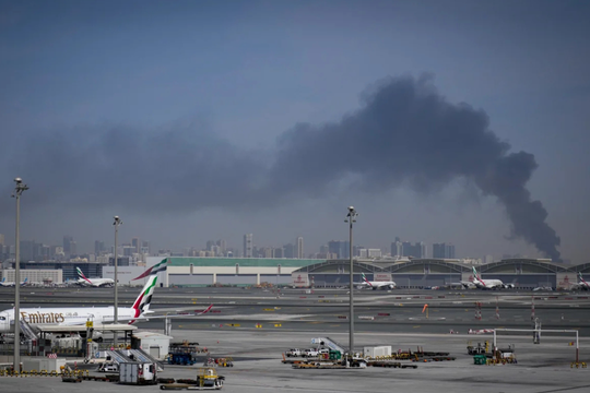 Hàng không toàn cầu có thể mất hàng tỷ USD vì 'lỗ hổng' trên bầu trời Trung Đông