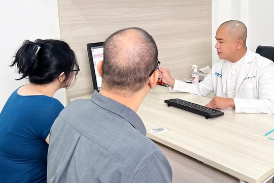 Áp lực phải mạnh mẽ, thành đạt khiến phái mạnh 'hụt hơi'