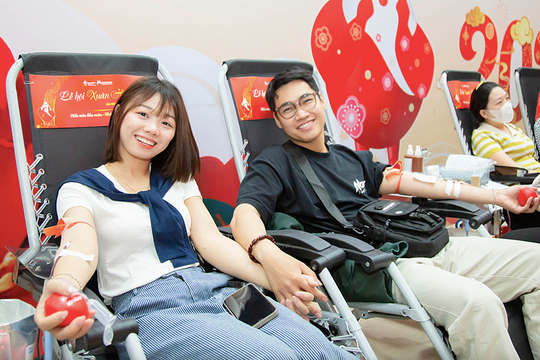 10.000 đơn vị máu hiến kịp bổ sung cho điều trị sau Tết