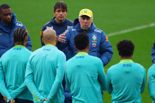 Man Utd được khuyên bổ nhiệm Ancelotti