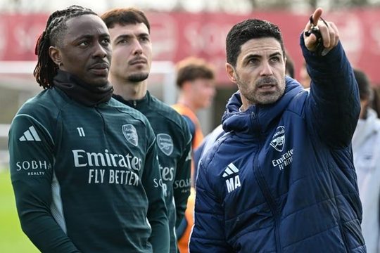 Arteta bức xúc vì Arsenal không ghi nhiều bàn hơn từ phạt góc