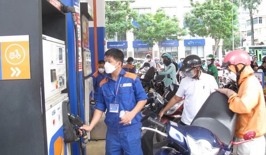 Dự báo về "cú sốc" giá xăng dầu ngày mai, dầu có thể tăng tới 3.500-4.000 đồng/lít