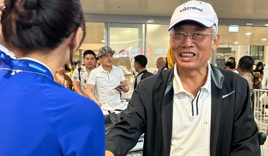 Khách du lịch vừa trở về từ Trung Đông: Khi máy bay hạ cánh xuống Nội Bài là nhẹ nhõm ngay!