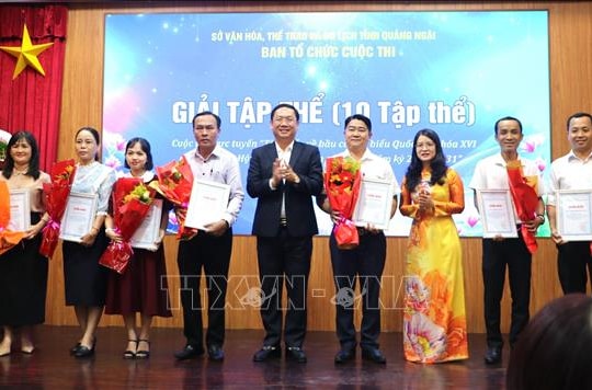 Quảng Ngãi: Trao giải Cuộc thi tìm hiểu trực tuyến về bầu cử