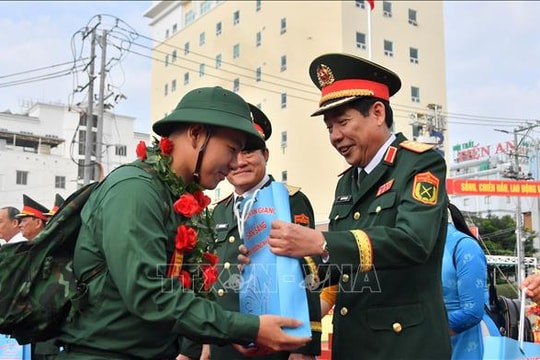 Tạo điều kiện để các tân binh phát huy năng lực, sở trường