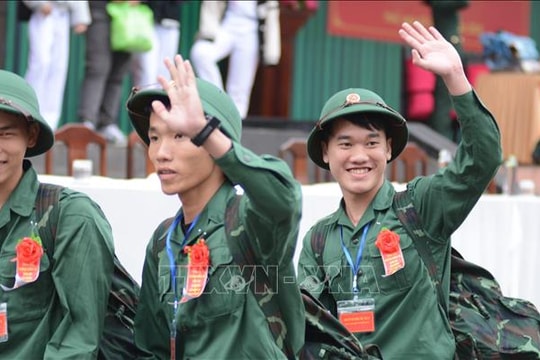 Thế hệ trẻ nêu cao tinh thần yêu nước và khẳng định bản thân