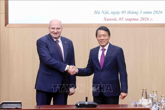 Thúc đẩy hợp tác giữa Bộ Công an Việt Nam và Bộ Tình trạng khẩn cấp LB Nga