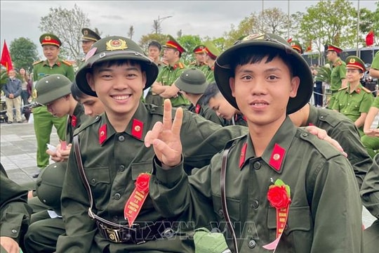 Giao nhận quân năm 2026: Con đường vinh quang, đáng tự hào của tuổi trẻ