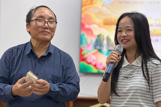 Đưa Ngày Thơ Việt Nam đến trường học, hầm mỏ