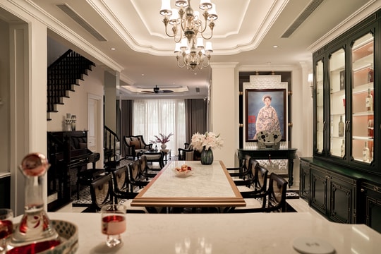 Biệt thự 315 m2 giao thoa phong cách Indochine và Pop Art