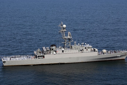 Iran nói Mỹ sẽ phải 'hối tiếc' vì đánh chìm tàu chiến