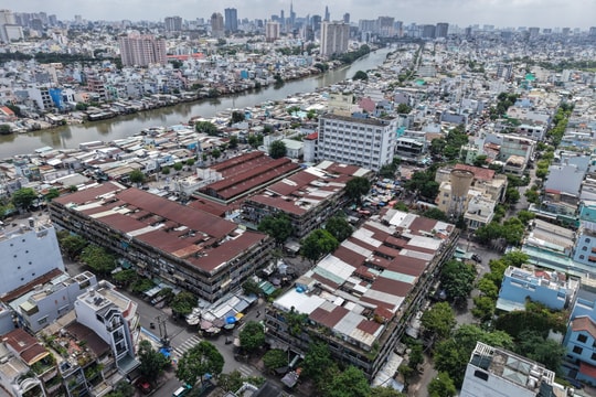 TP HCM siết việc cản trở lối thoát hiểm tại chung cư